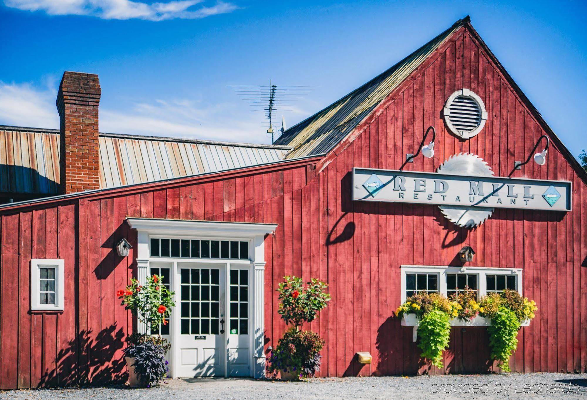 Basin Harbor Hotel Vergennes Bagian luar foto