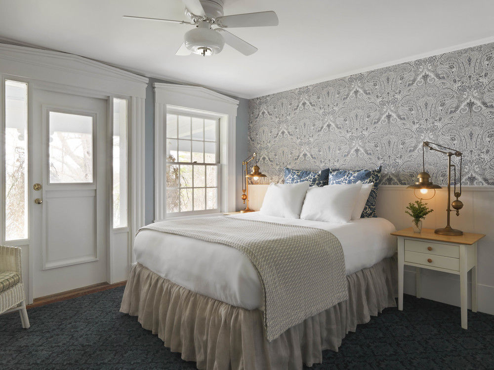 Basin Harbor Hotel Vergennes Bagian luar foto